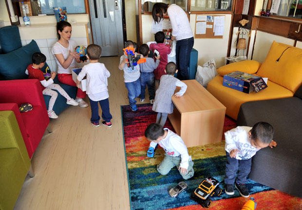 МУЧЕЊЕ ДЕТЕТА У ЗВЕЧАНСКОЈ: Спрема се кривична пријава због снимања  